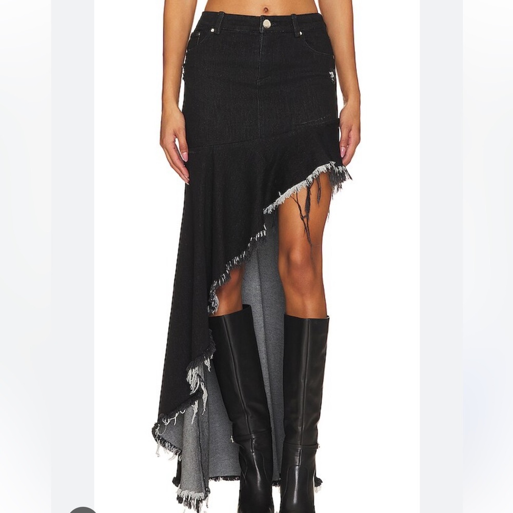 h:ours Black Asymmetrical Skirt with Fringe